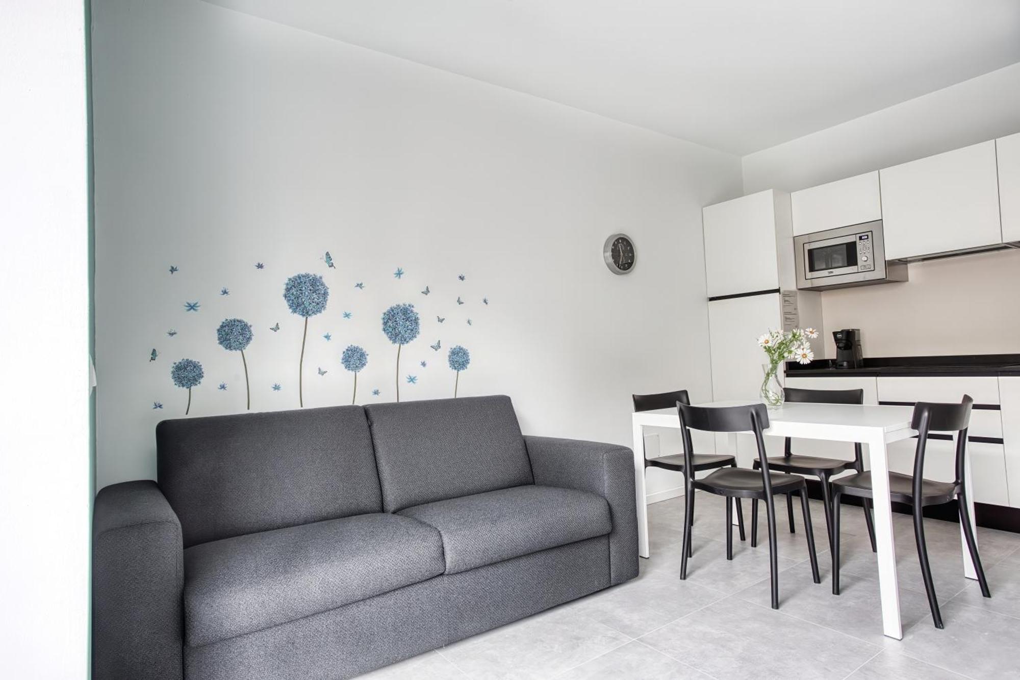 Sleek City Abode In Maciachini Milano Esterno foto