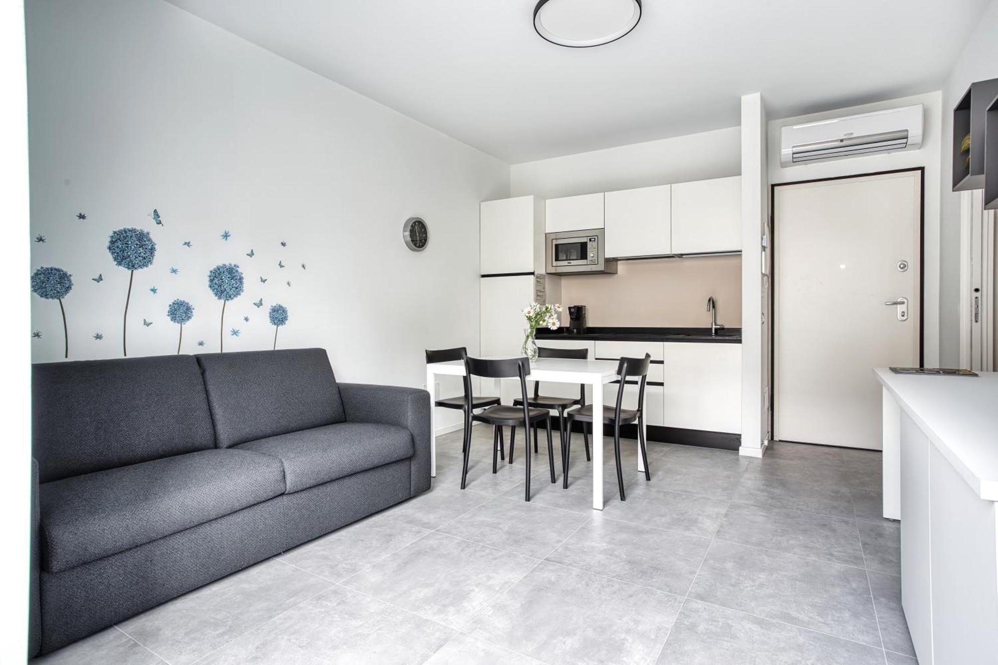 Sleek City Abode In Maciachini Milano Esterno foto